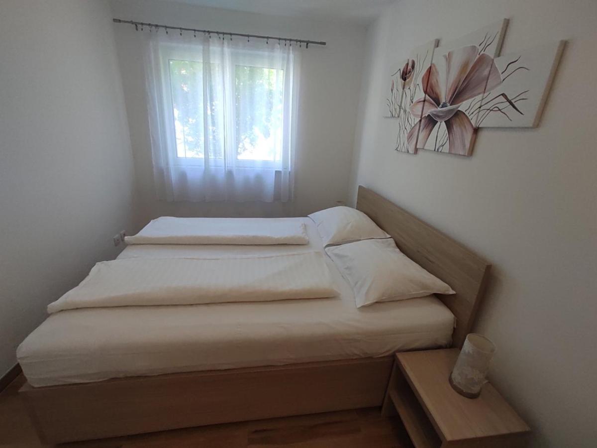 Iris Apartment Mlini Luaran gambar