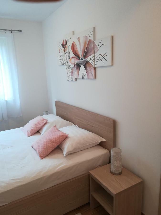 Iris Apartment Mlini Luaran gambar