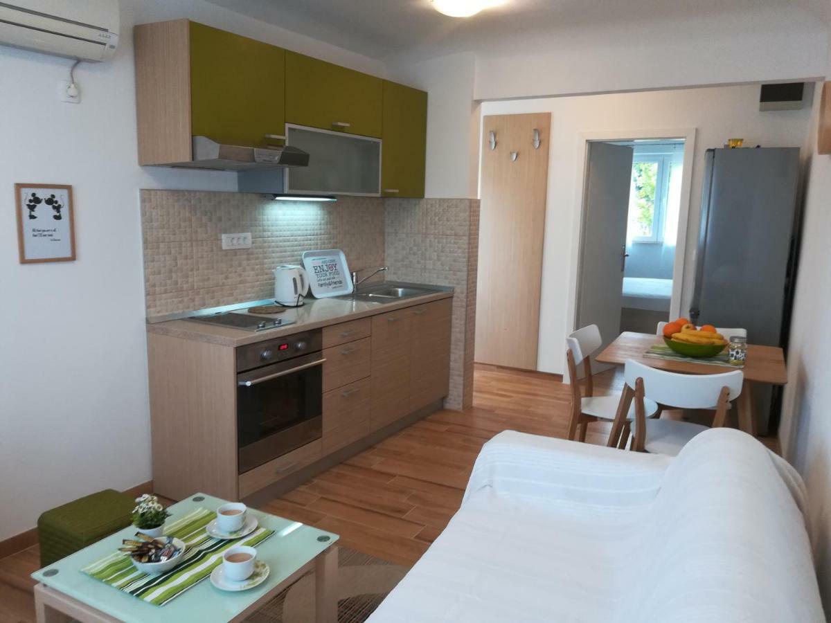 Iris Apartment Mlini Luaran gambar